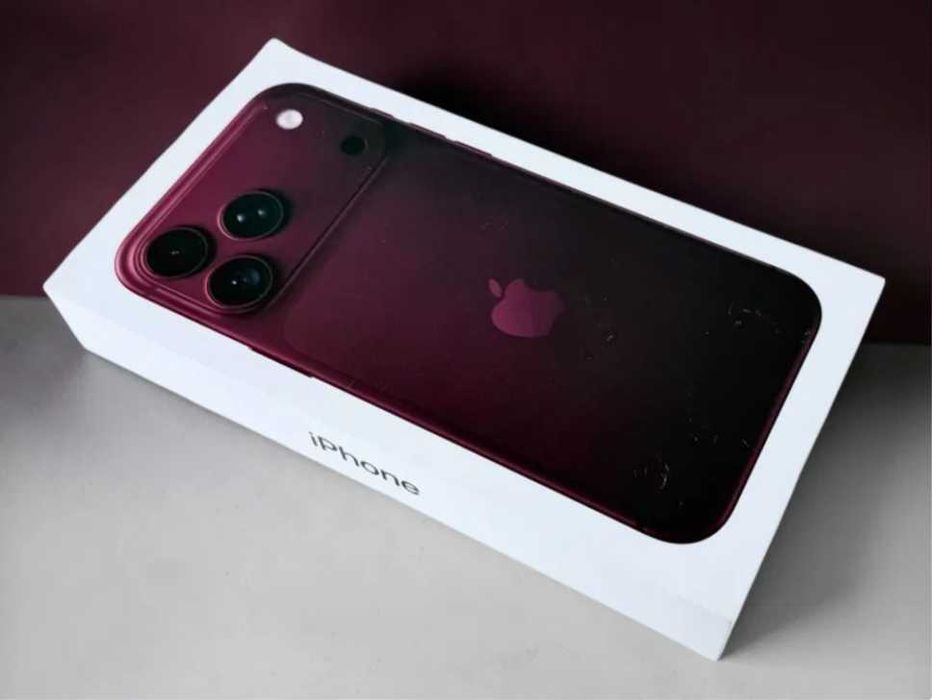 ЧИСТО НОВ! Apple iPhone 18 Pro Max 1TB Burgundy