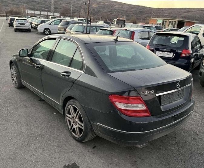 Mercedes C220 W204 Дюзи Турбо Мотор Рейка ABS Радиатор Мост Компресор