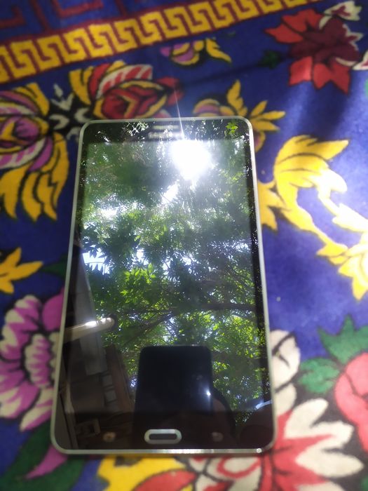 Планшет Samsung galaxy Tab SM-T231 сотилади