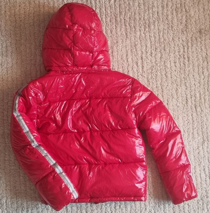 Зимно топло яке за момиче, червен цвят, Benetton 9-10-11г. (150см.)