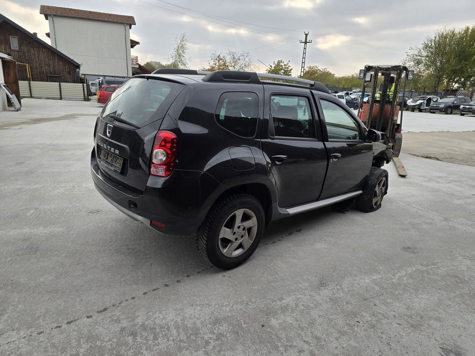 Dezmembrez Dacia Duster 2013 1.5 dci 4x2 euro 5 110 cp