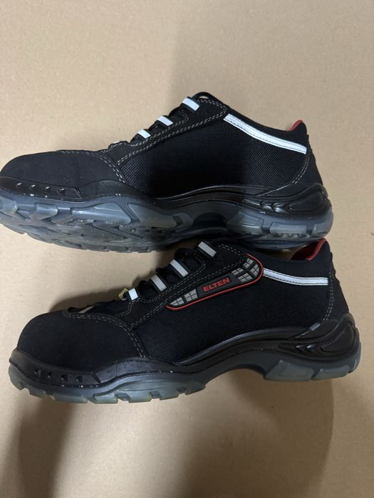 Pantofi cu bombeu Elten Trainers marimea 40
