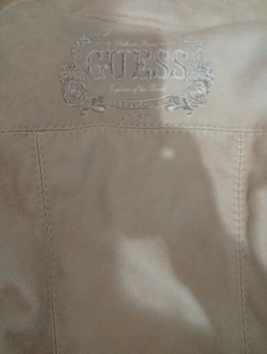 Марково яке за момиче 12-14 г.в добро състояние.