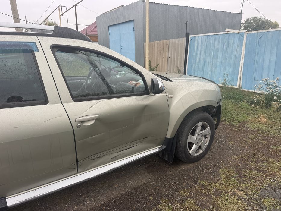 Продам Renault Duster на ходу.