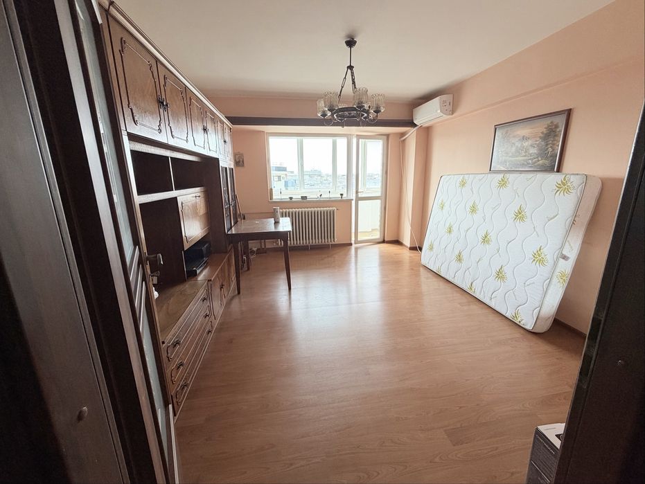 Inchiriere apartament 3 camere VICTORIEI