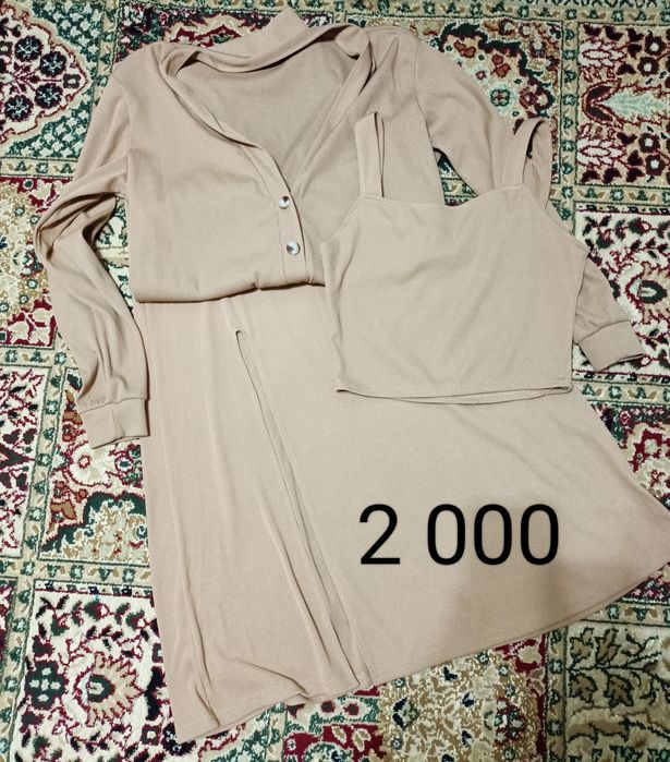 Продаю женские вещи