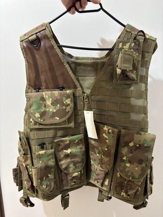 Vestă tactică nouă