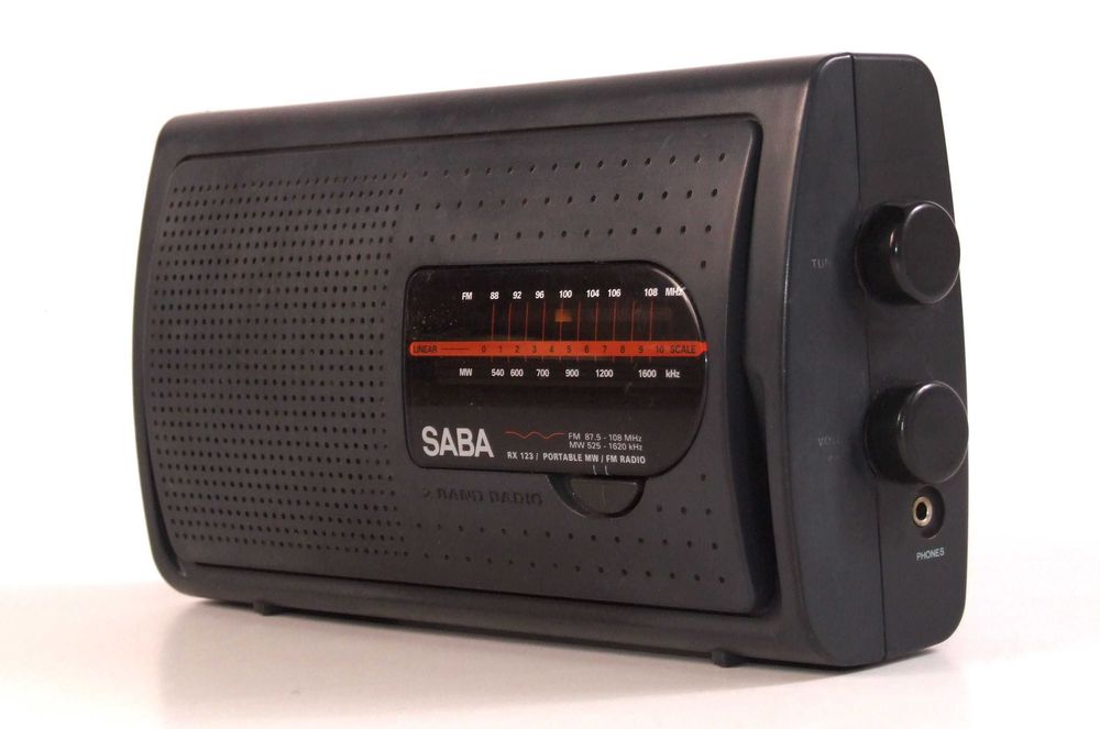 Radio SABA, 2 lungimi de unda, antena telescopica, priza/baterii, Made in Germany, NOU
