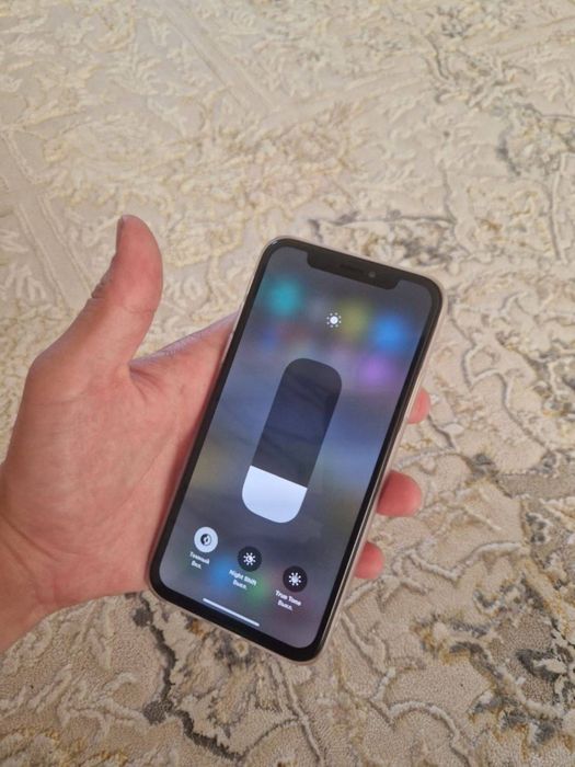 Iphone xs 64 gb.