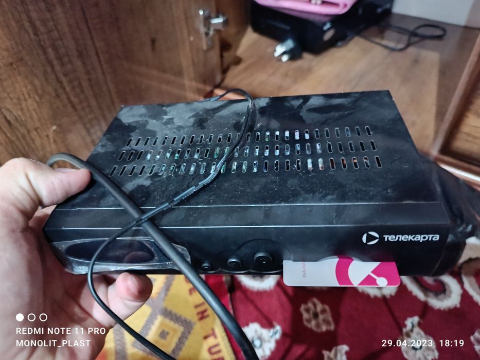 Спутниковая антенна и 2 тюнера