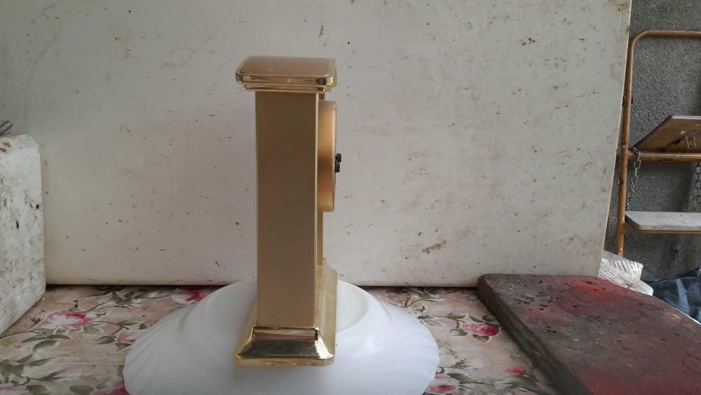 Ceas de masa desteptator-Quartz URUBA - China !