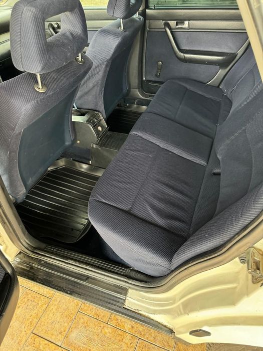 Продам ауди 100 в хорошем состоянии