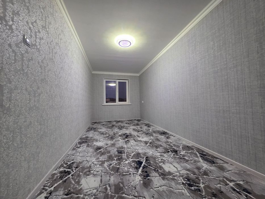 Калининский масивда 3 хонали квартира сотилади