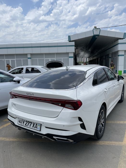 KIA K5 sotiladi boshlangich tolov 500$