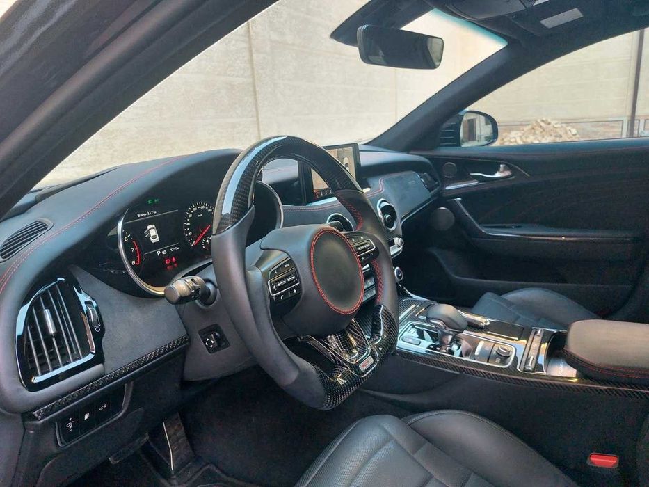 Продается KIA Stinger