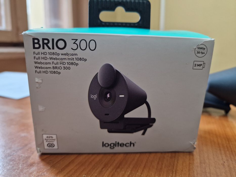 Logitech Brio 300 webcam 1080p