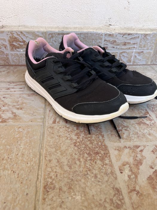 Дамски маратонки - Adidas, Nike - 39, 40