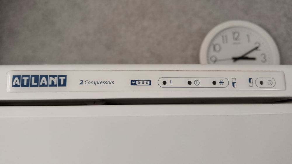 Продам холодильник