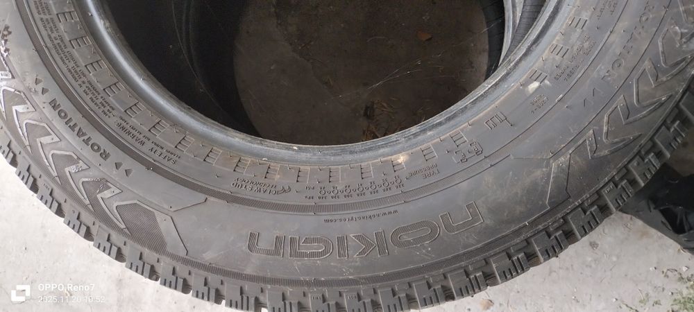 Шины Нокиан б/у.