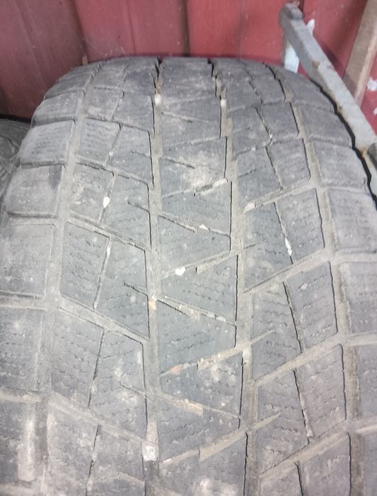 Шины зимние на 17