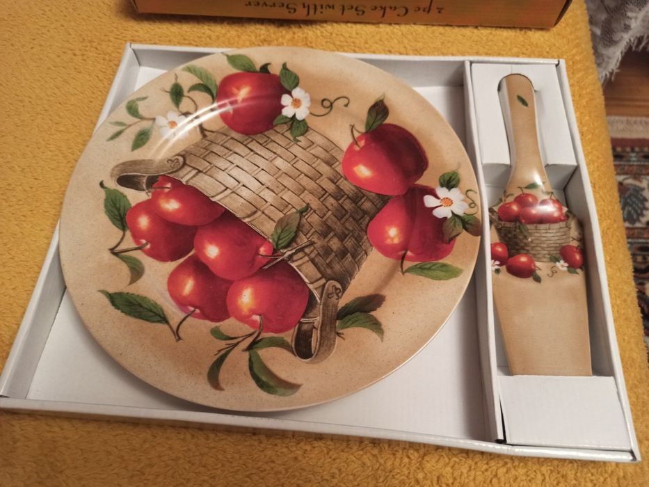 Блюдо для торта. Новое.