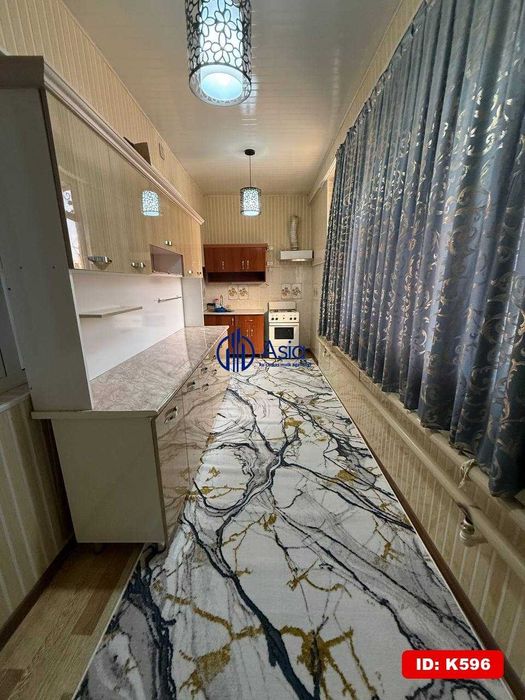 6-mikrdan Tezda 6m balkonli 3x xonali kvartira sotiladi K596