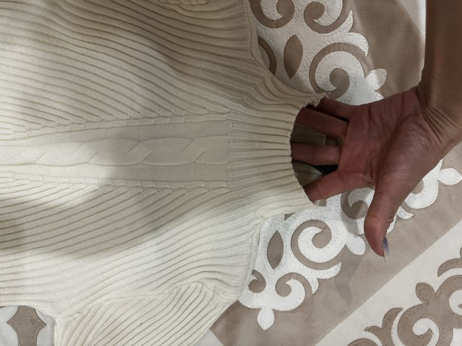 Платье вязонное Карейкое