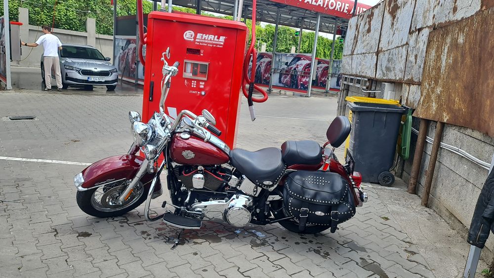 Harley-Davidson Softail Deluxe 1584 cm³ – 2007 – Stare foarte bună