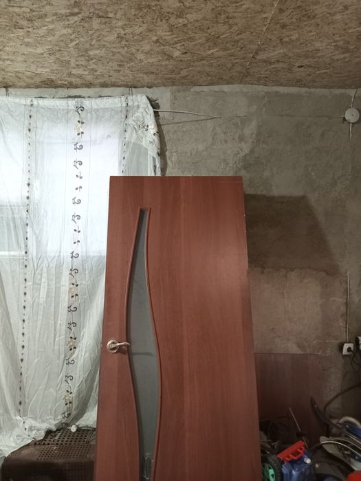 Продам дверь советскии