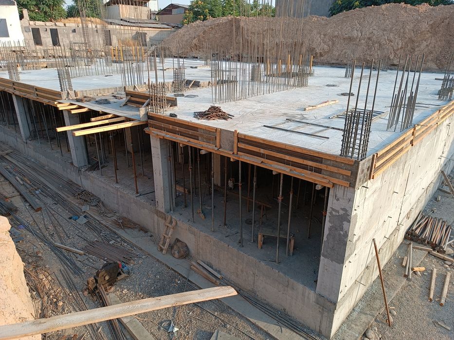 Телескопическая стойка аренда прокат строительный стойка домкрат Дирак