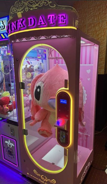 Vand jocuri distractive.Arcade ,Crane Machine.