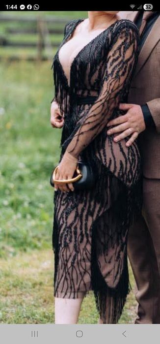 Rochie eleganta cu detaili