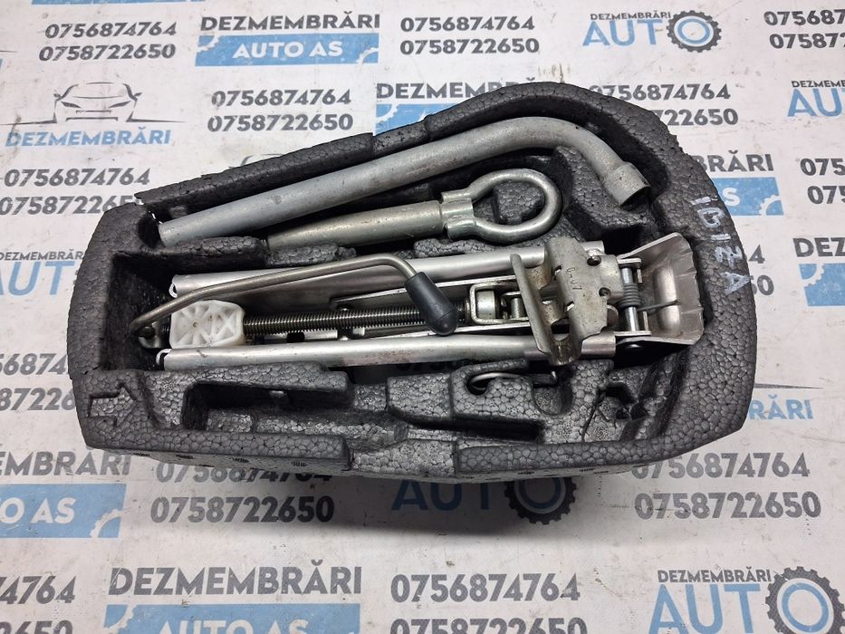 Cric Seat Ibiza 2002