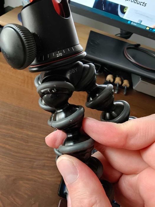 joby guerila aluminum tripod