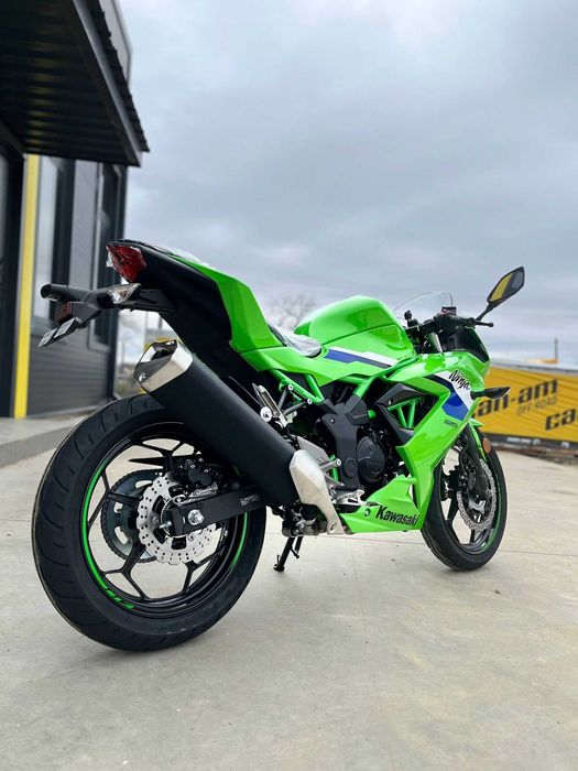 Kawasaki Ninja 125 GN1 2026