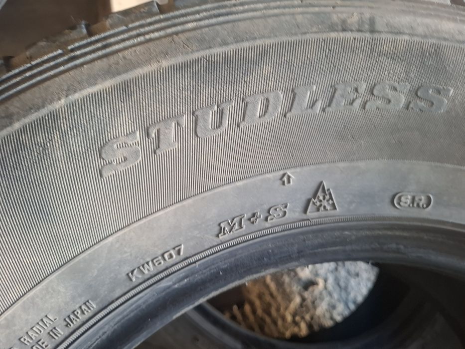 Продам резину 245/70/16