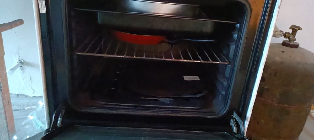 Vând/schimb Aragaz Indesit 4 ochiuri