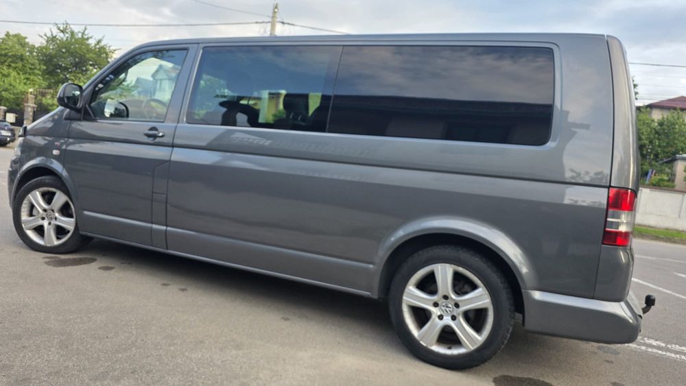 Volkswagen Transporter T5 4Motion * 2.0 TDI * An 2011 * Tracțiune Integrala 4x4 * Cutie Automata * Dublu cabina 5 Locuri * Extralung * Euro 5
