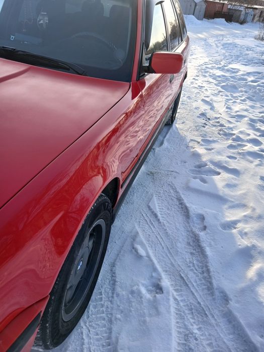 Продам бмв е34 универсал