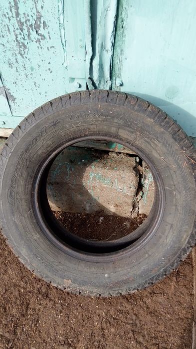 Продам шины 205/75/16с