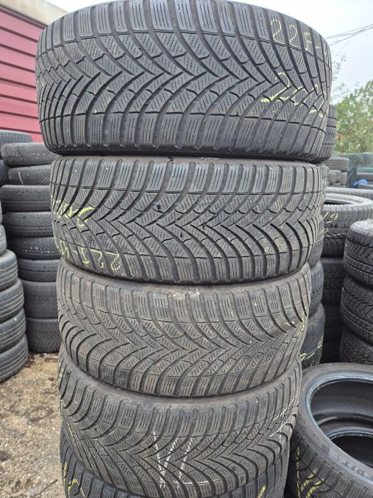 4 Anvelope de IARNA - 225/45/18 - Semperit - APP NOI - DOT 2022