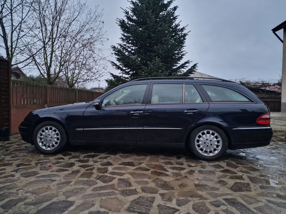 Vand Mercedes E220 break 2005 automat