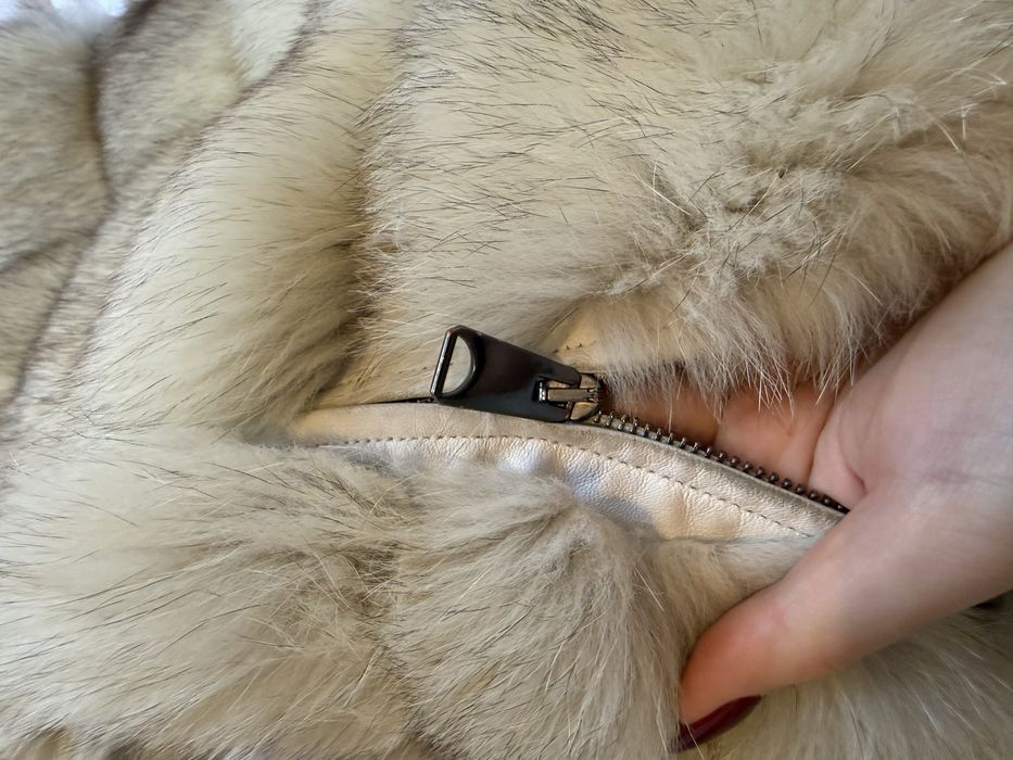 Елек с естествен косъм