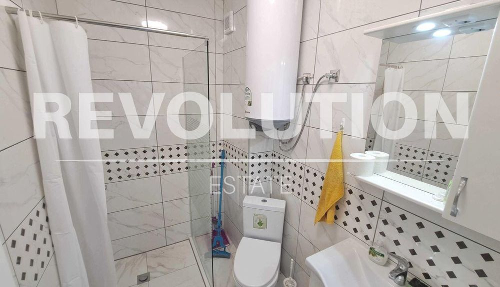 Дава се под наем Двустаен апартамент в Варна, Чайка - 52 кв.м за 747.66 € - Снимка #2