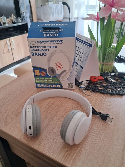 продавам слушалки за bluetooth