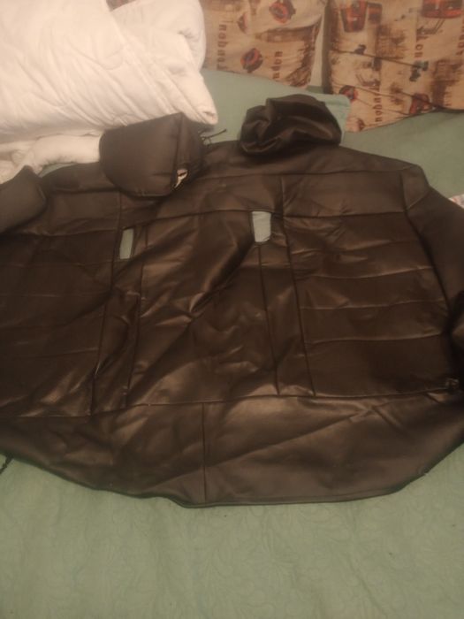 Авточехол на автомобиль