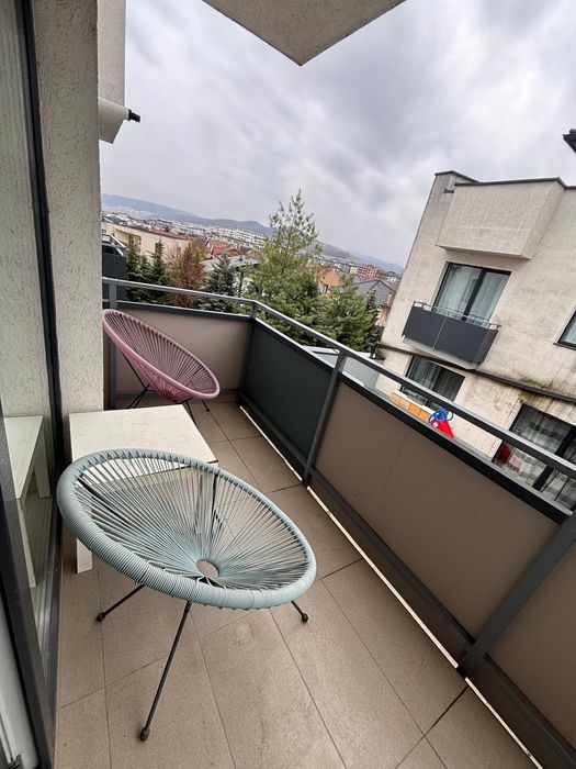 Închiriez apartament 2 camere Floresti, Terra, Șesul de Sus, parcare