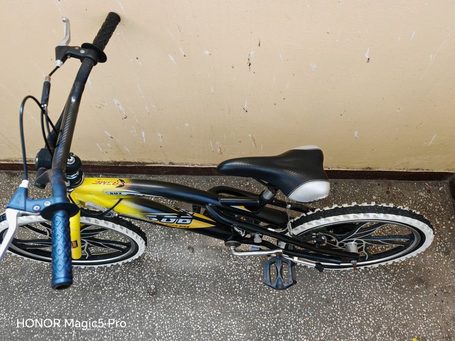 Vând  bicicleta bmx tip chopper 20 inch