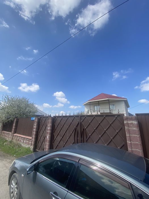 Красивый частный дом