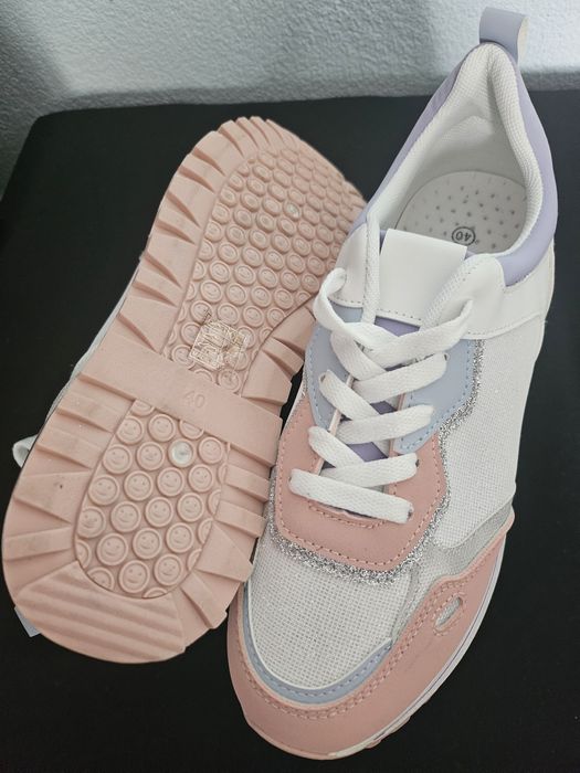 Дамски маратонки